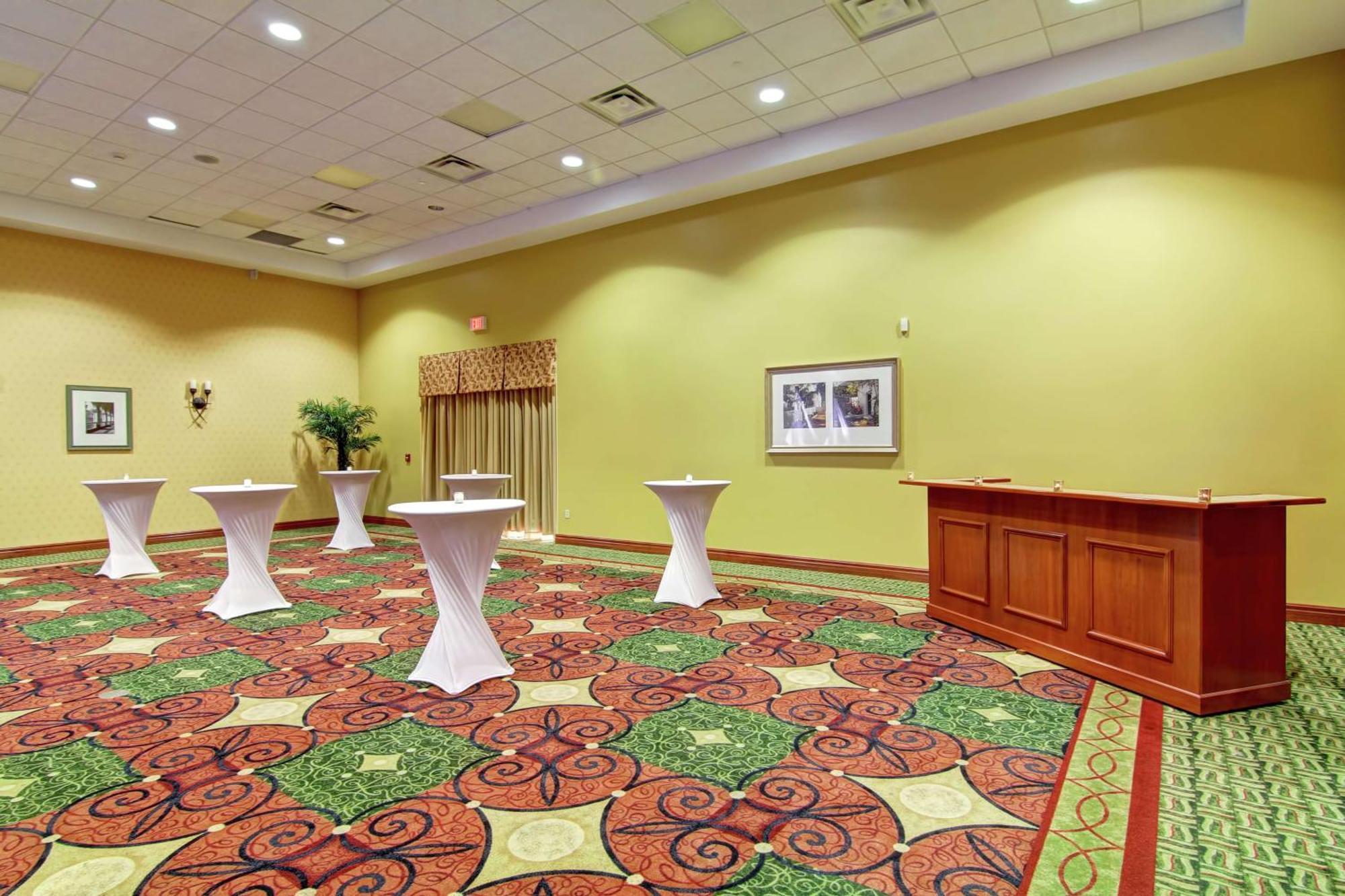 Hilton Garden Inn Ottawa Airport Exterior foto