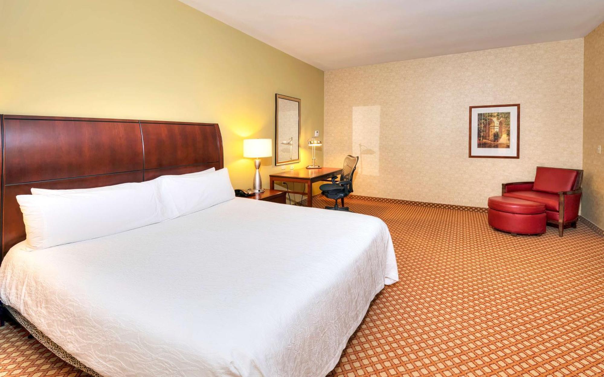Hilton Garden Inn Ottawa Airport Exterior foto